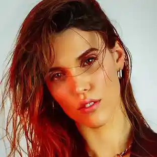 Elli Acula