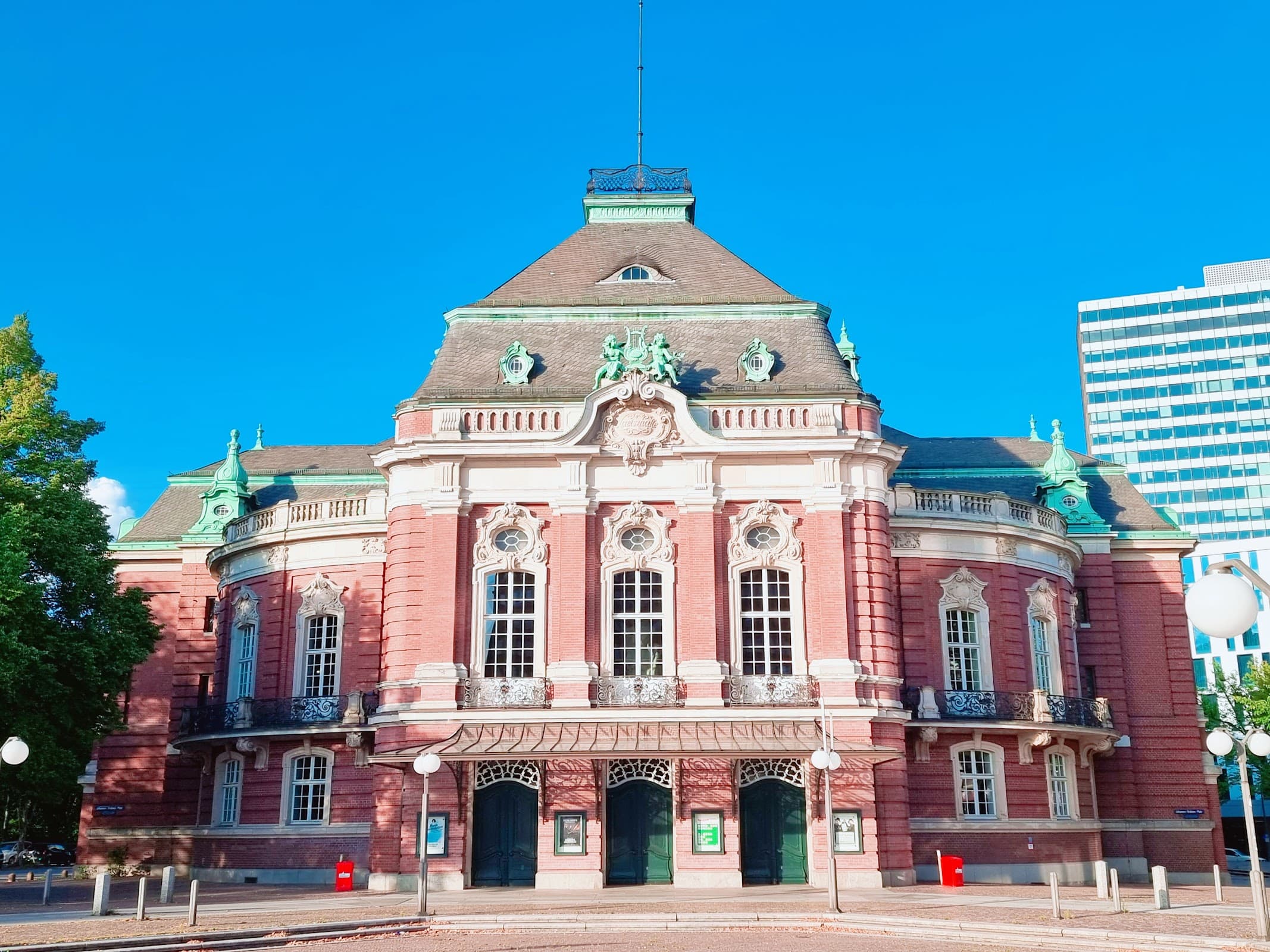 Venue 2