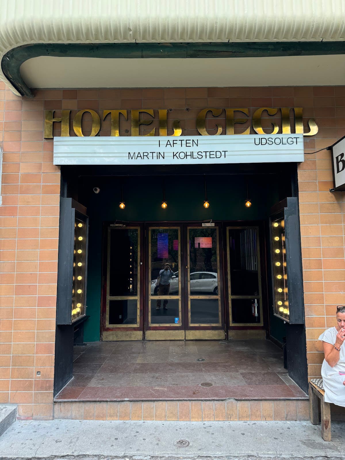 Venue 1