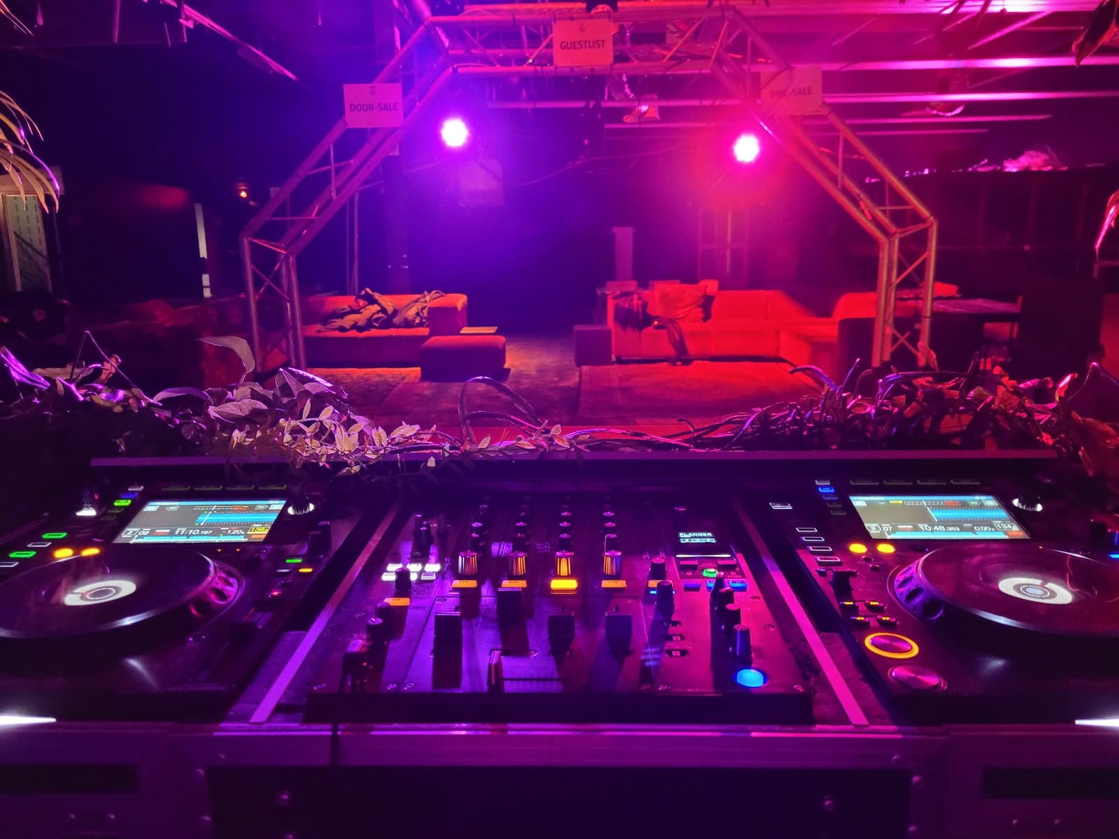 Venue 2