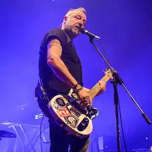 Peter Hook & the Light