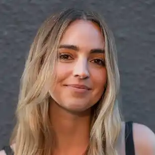 Katelyn Tarver