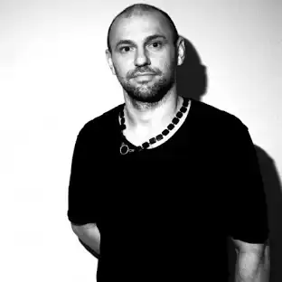 Henrik Schwarz