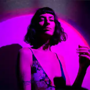 Lola Cerise
