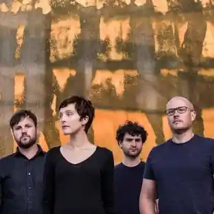 Poliça