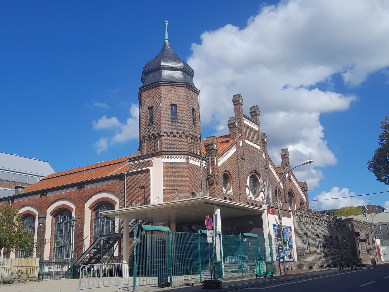Venue 2