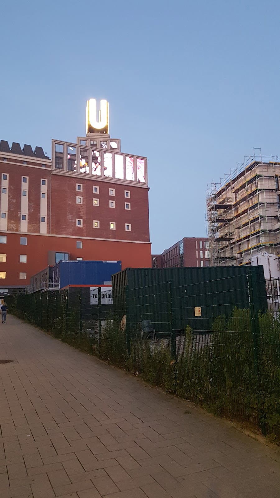 Venue 1