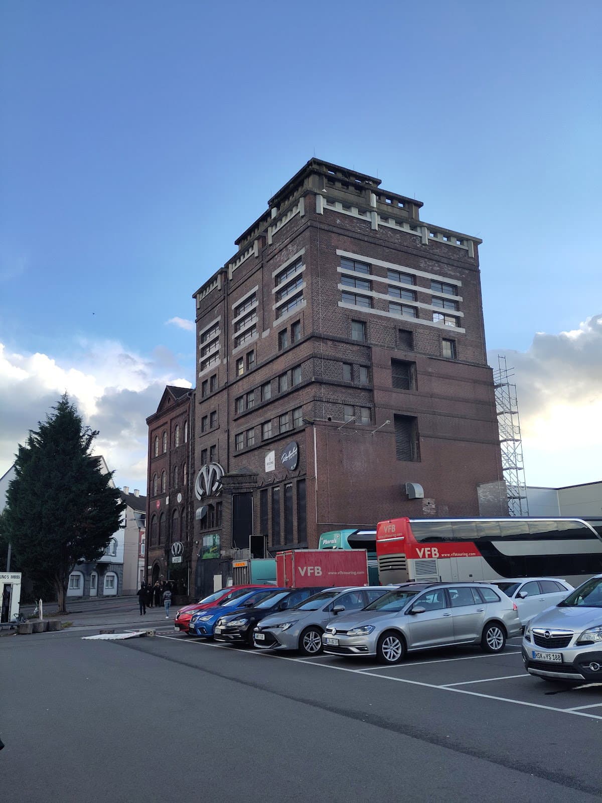 Venue 1