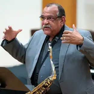 Ernie Watts