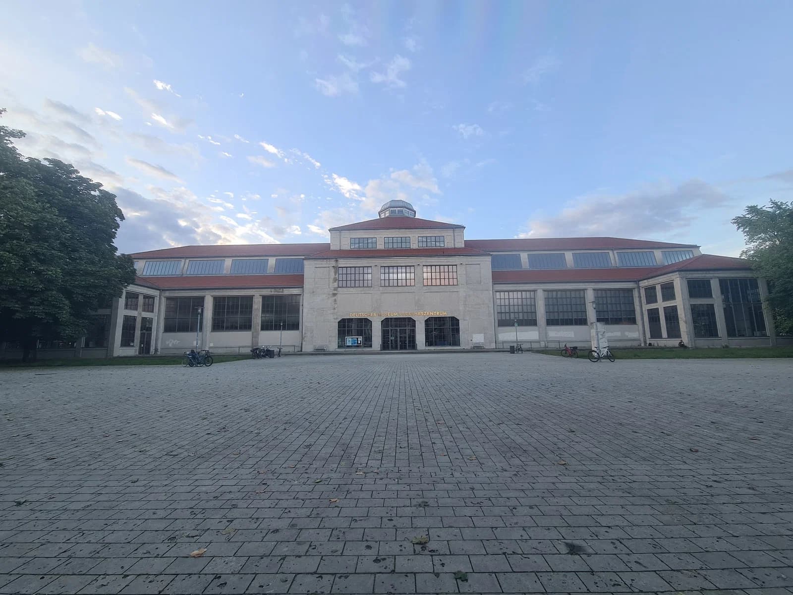 Alte Kongresshalle photo 1