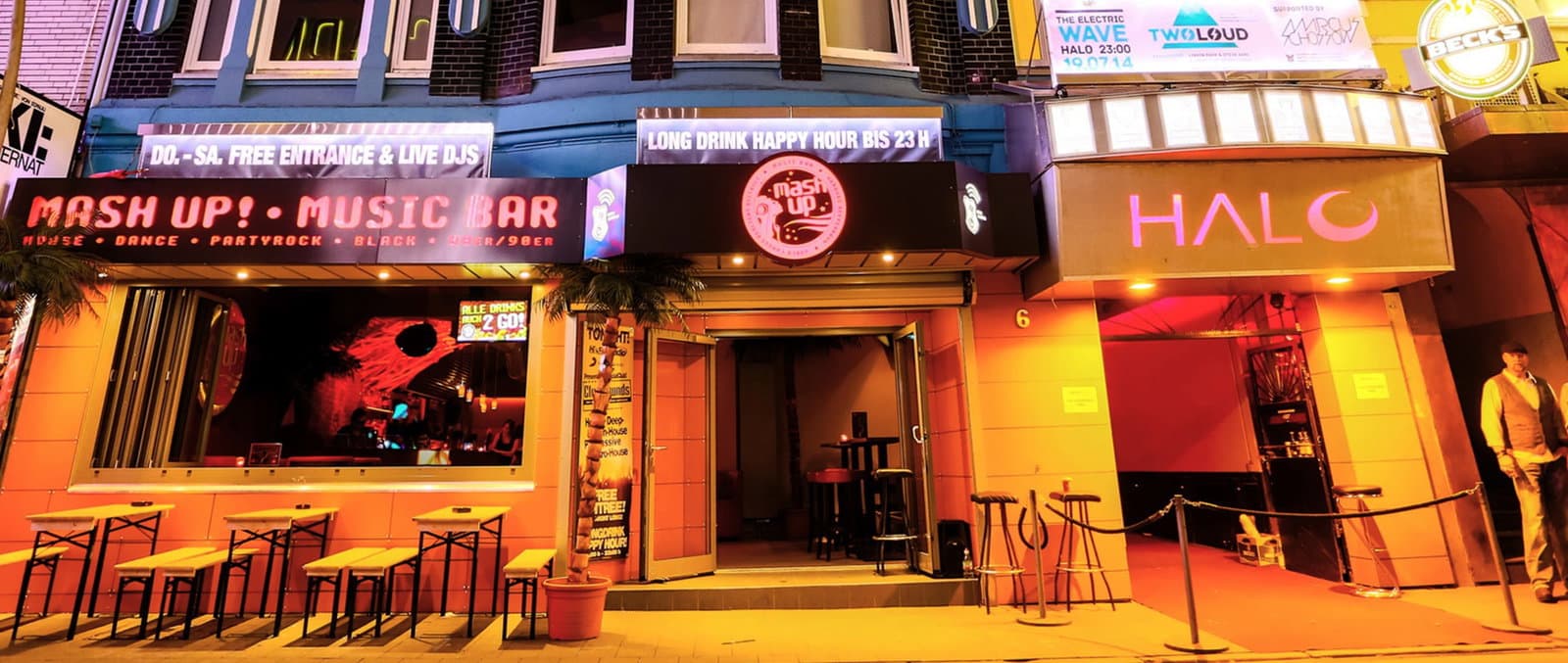 MASH UP Music Bar photo 1