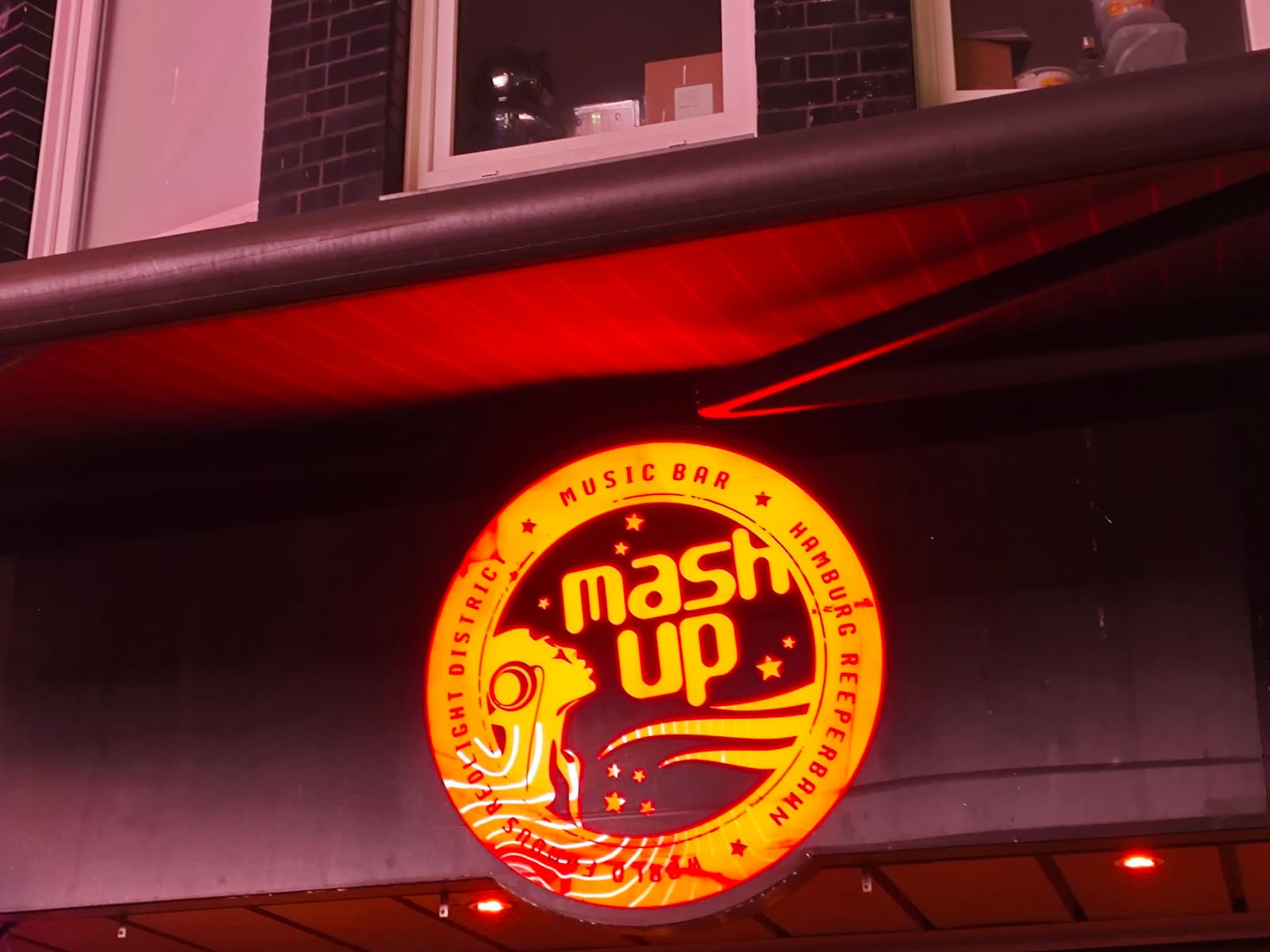 MASH UP Music Bar photo 2