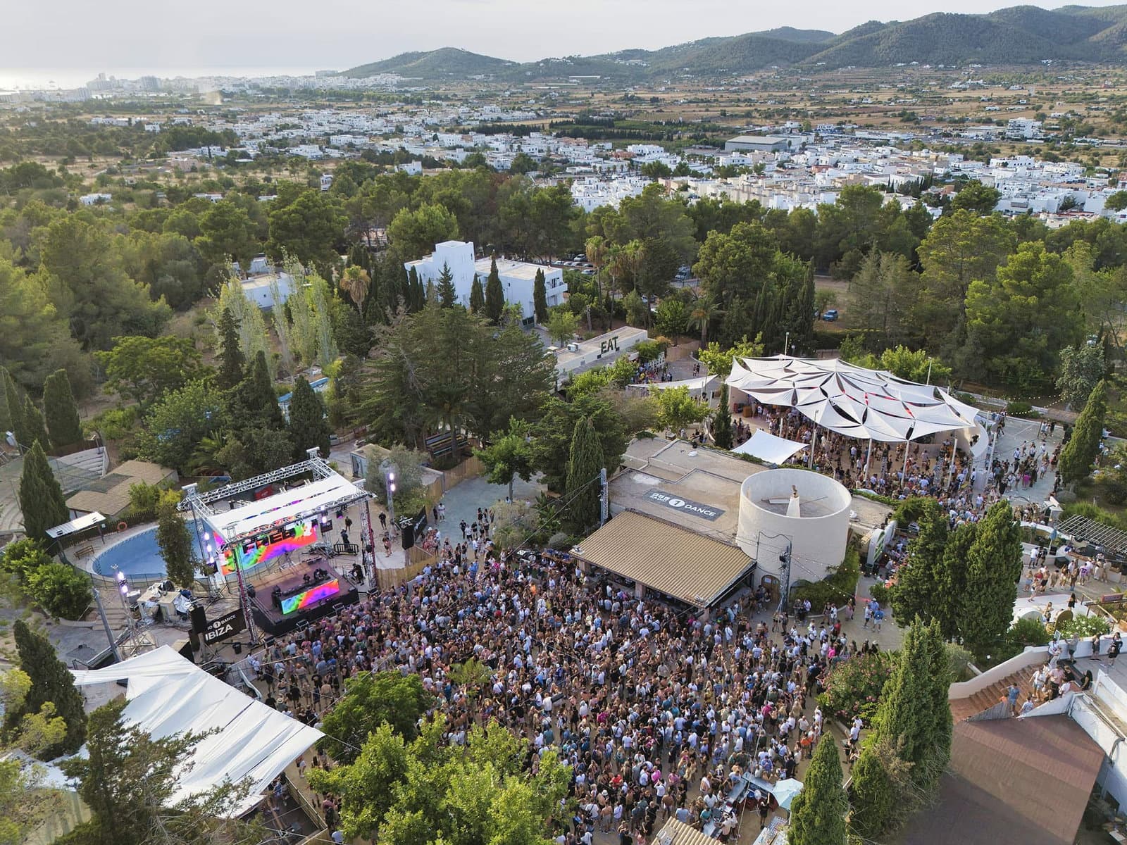 528 Ibiza photo 3