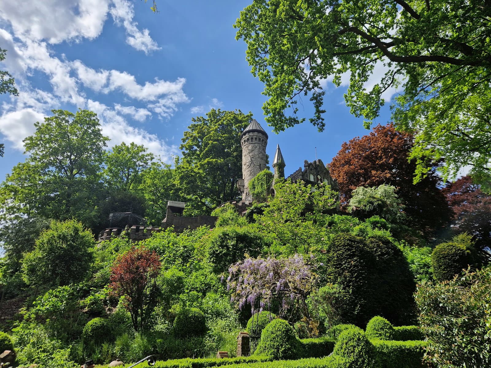 Alsterschlösschen Burg Henneberg photo 2
