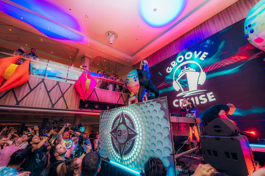 Groove Cruise photo 1