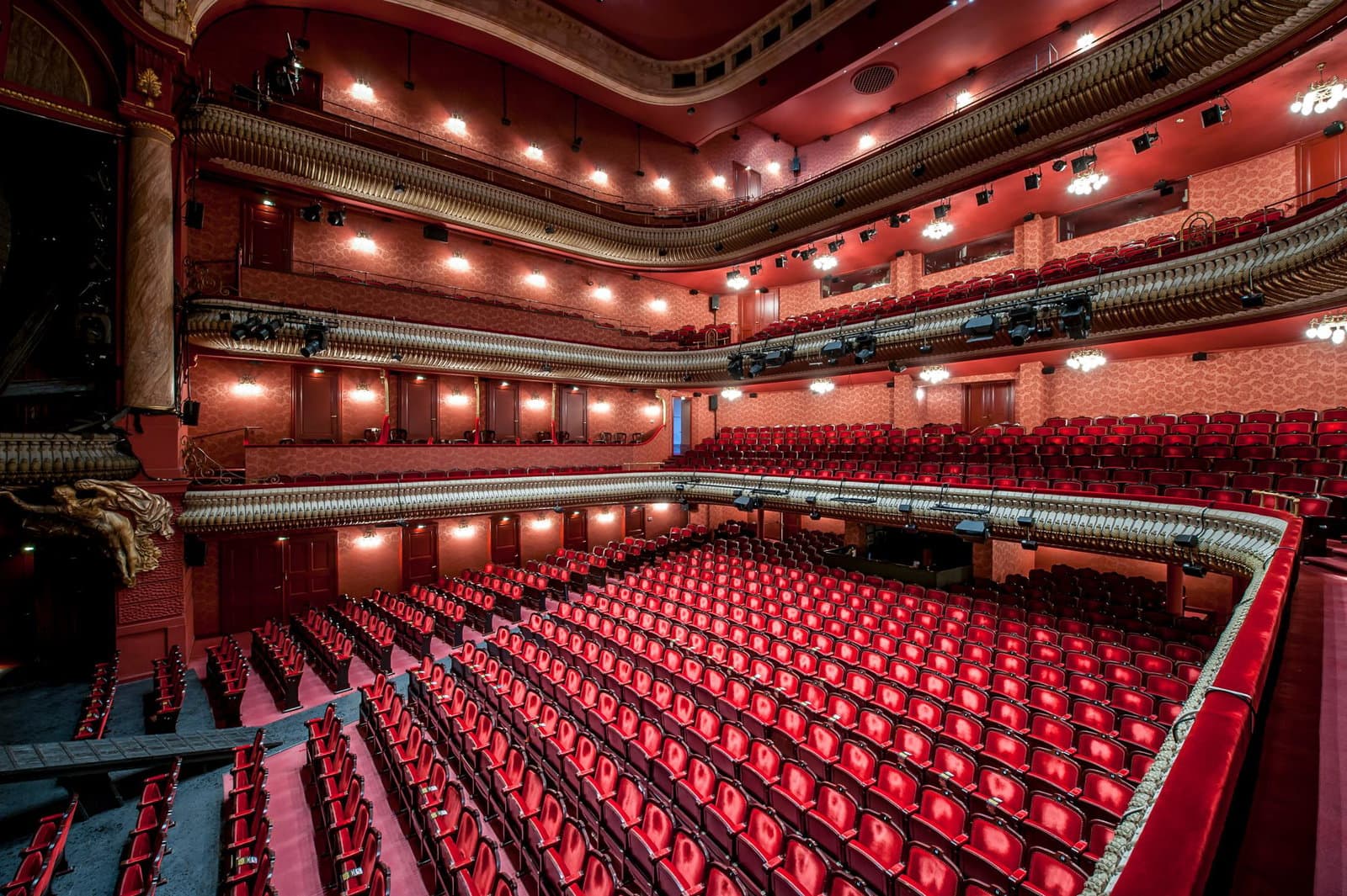 Theater des Westens photo 1