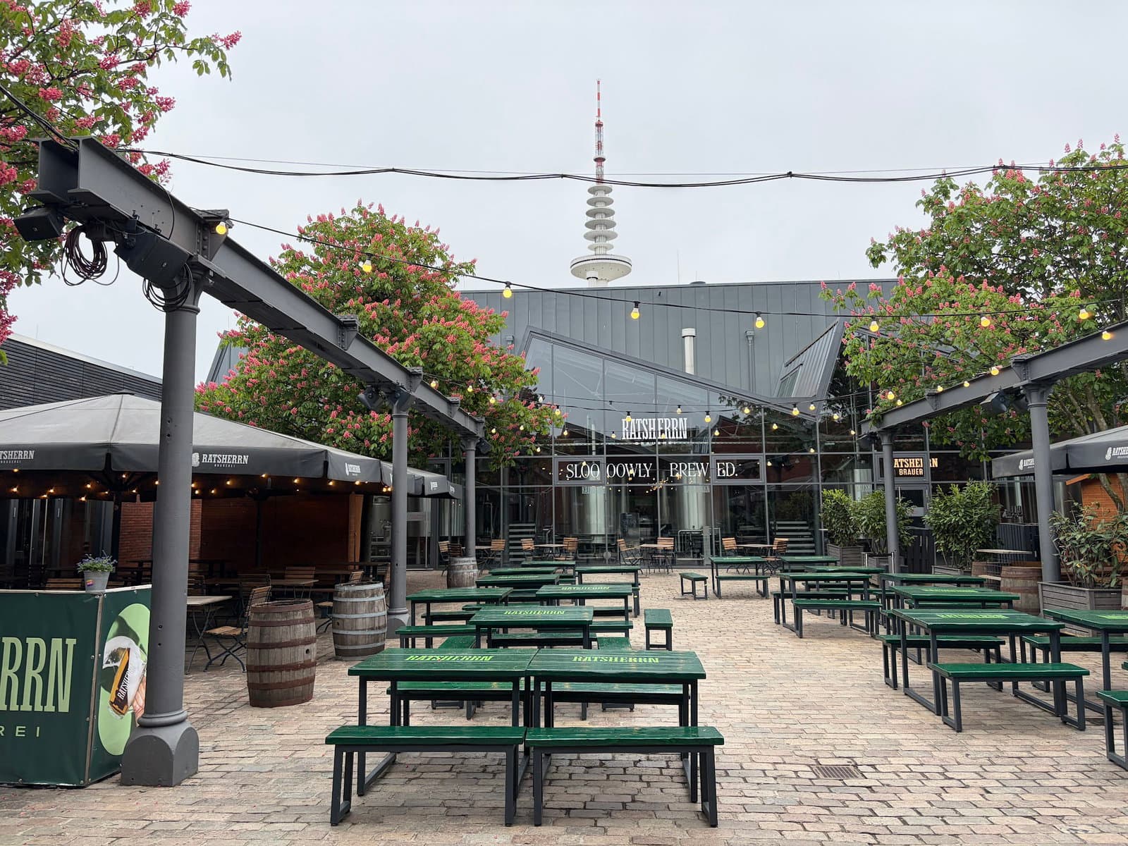 Altes Mädchen Ratsherrn Braugasthaus Hamburg photo 5