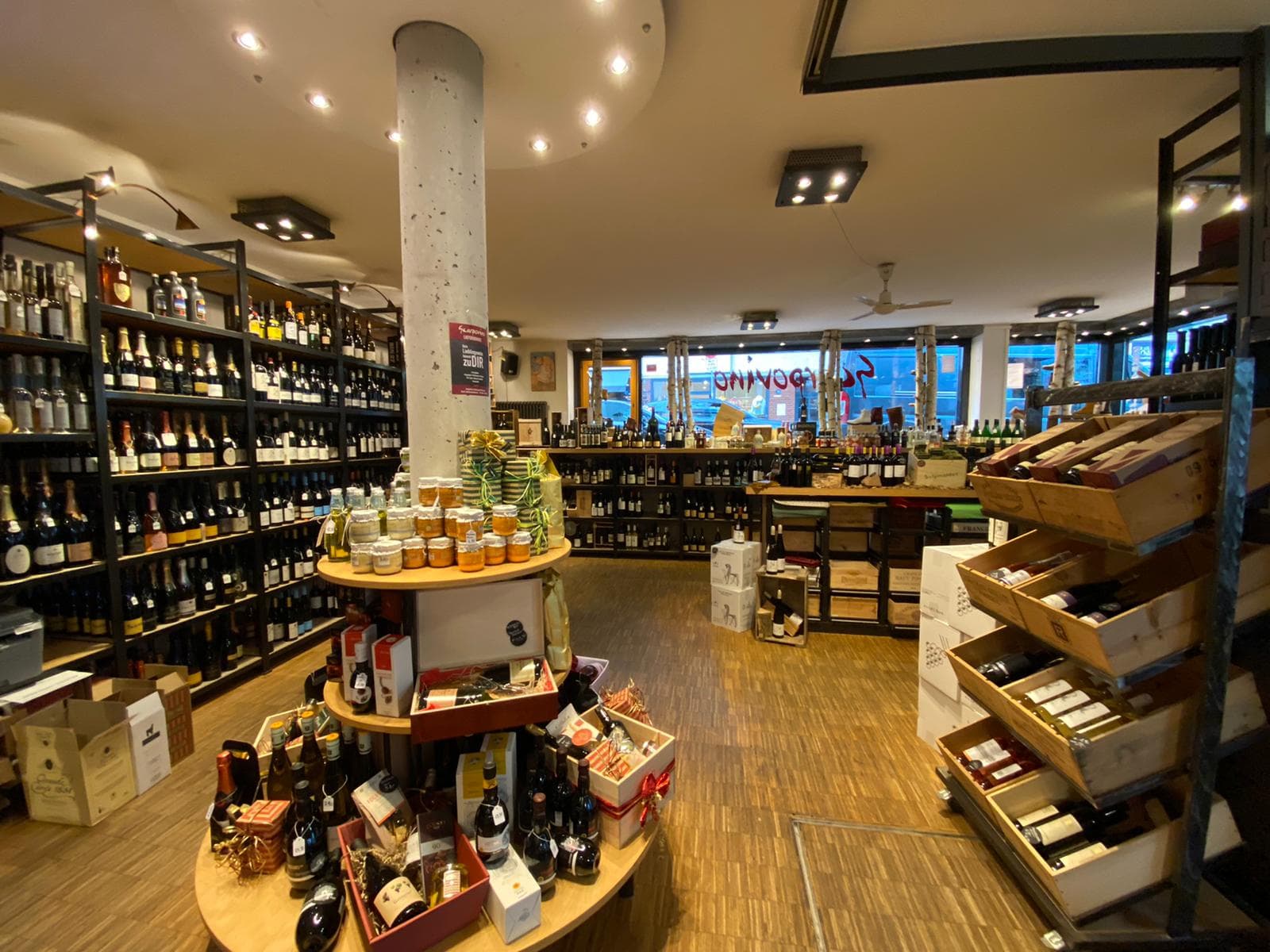 Scarpovino Wein- & Schuhhandel photo 4