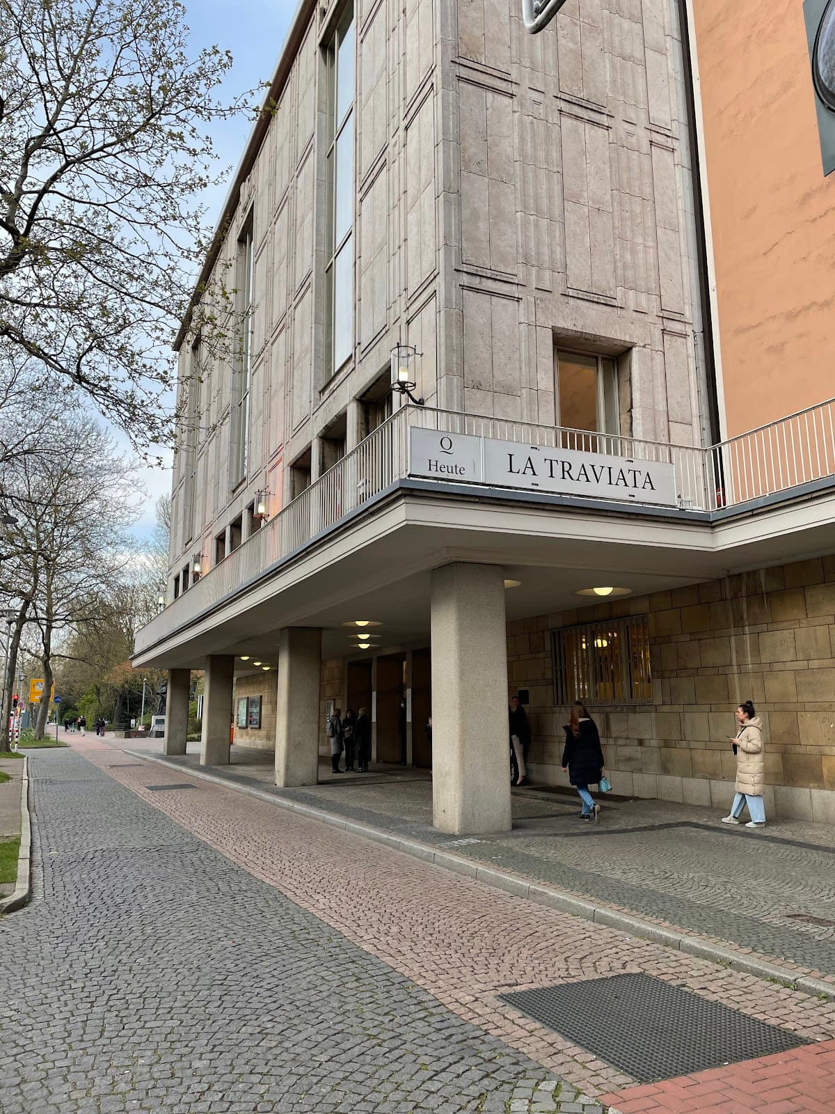 German Oper am Rhein photo 2