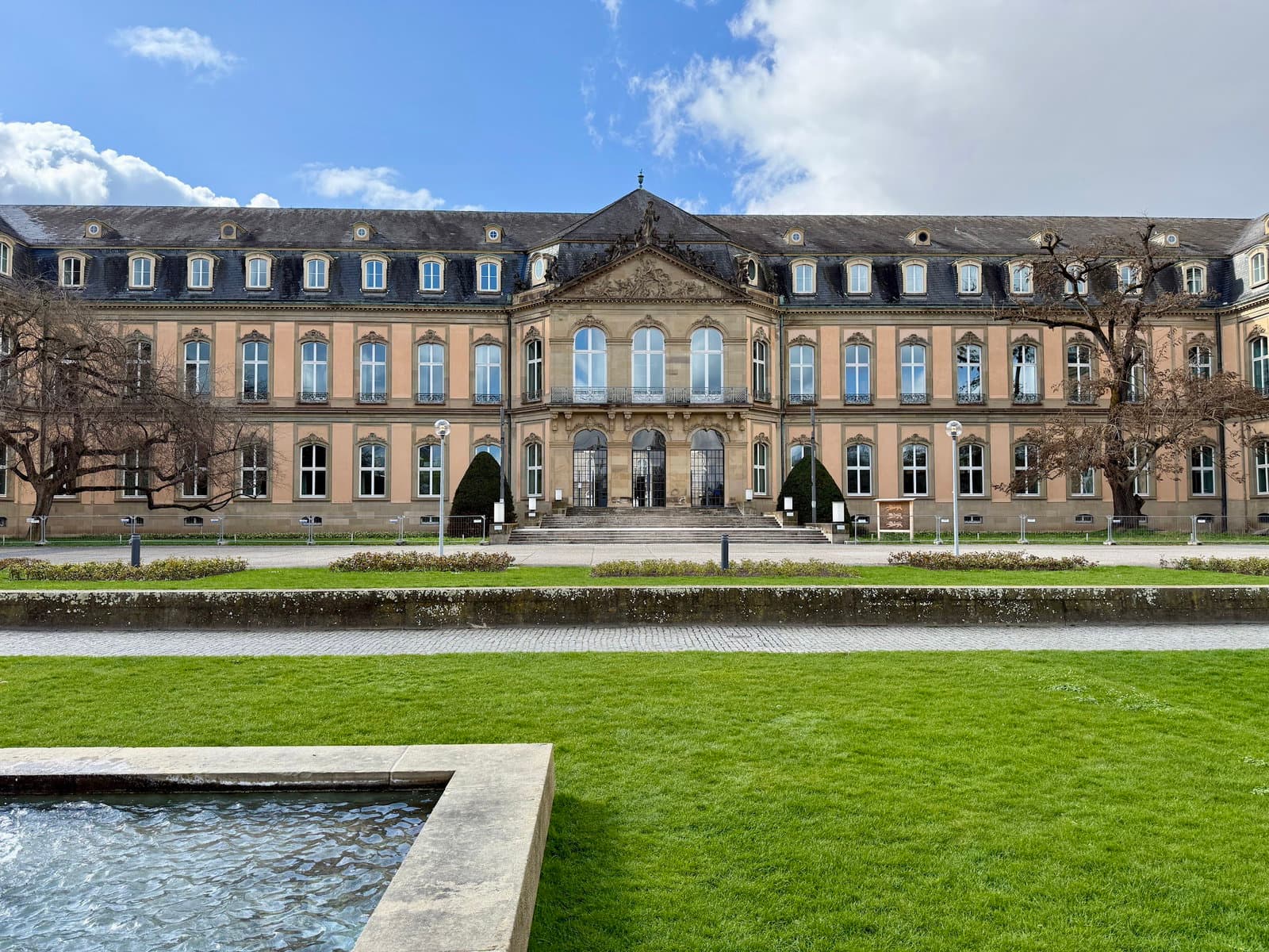 Neues Schloss Stuttgart photo 5