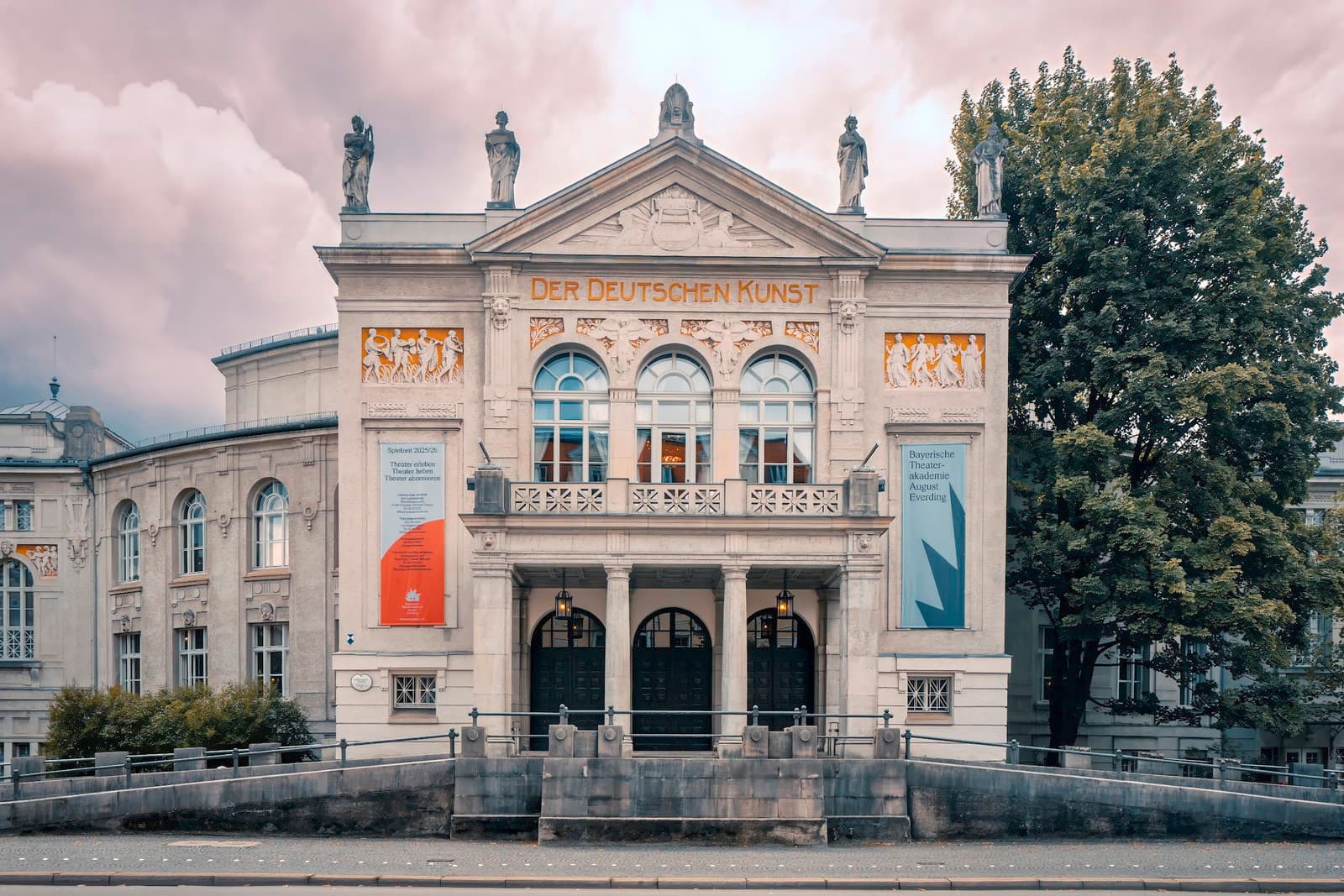 Prinzregententheater photo 4