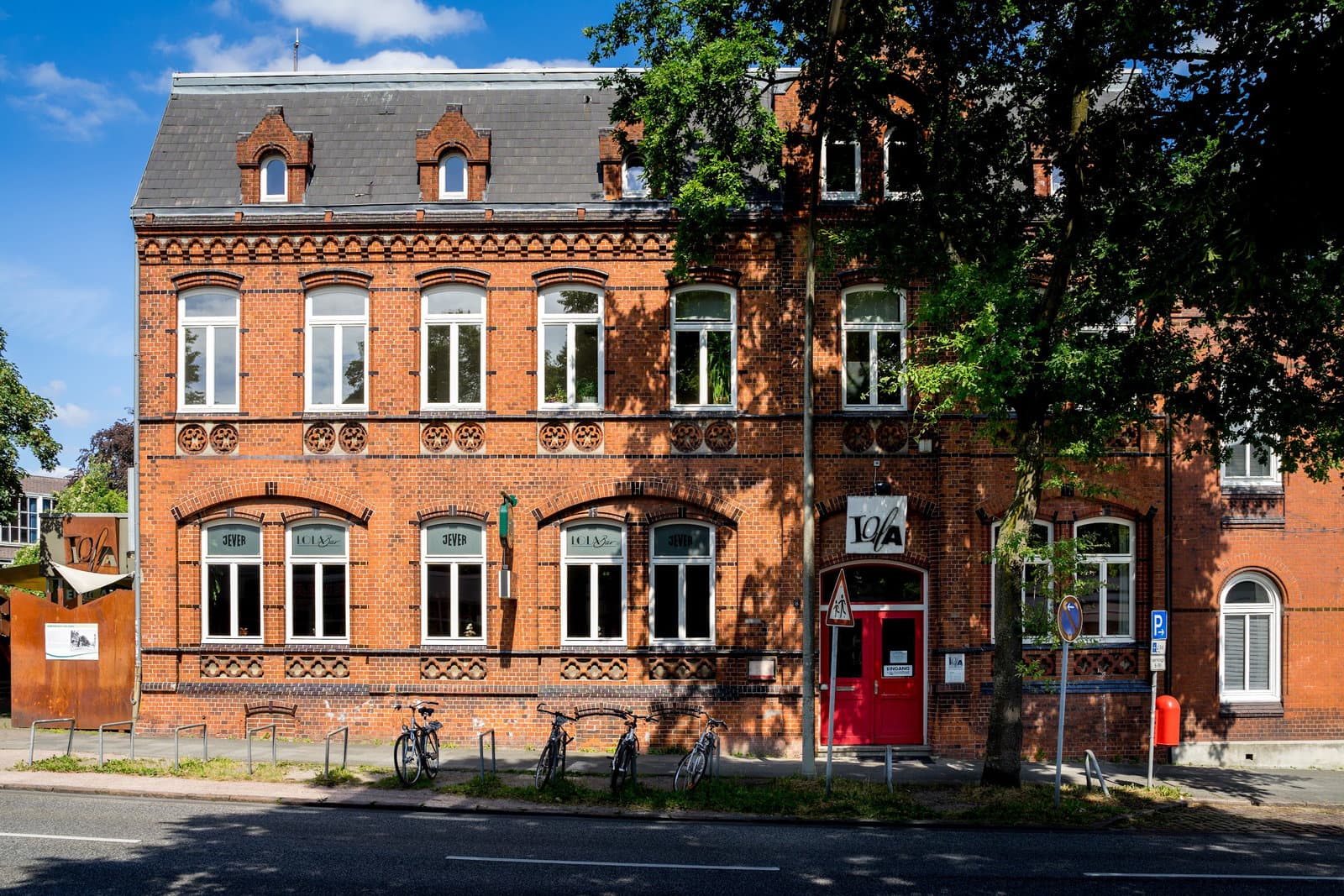 LOLA Kulturzentrum photo 1