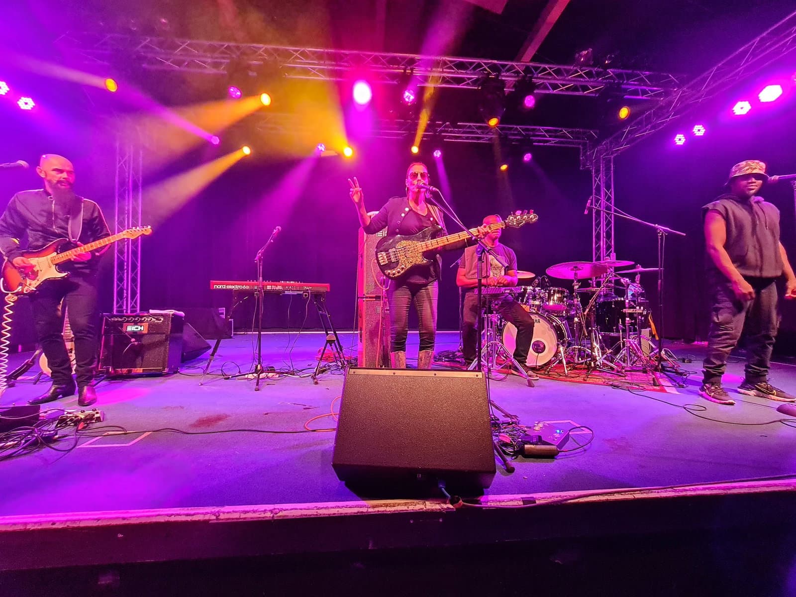 Der LIVE! Club in Dresden - Tante JU photo 3