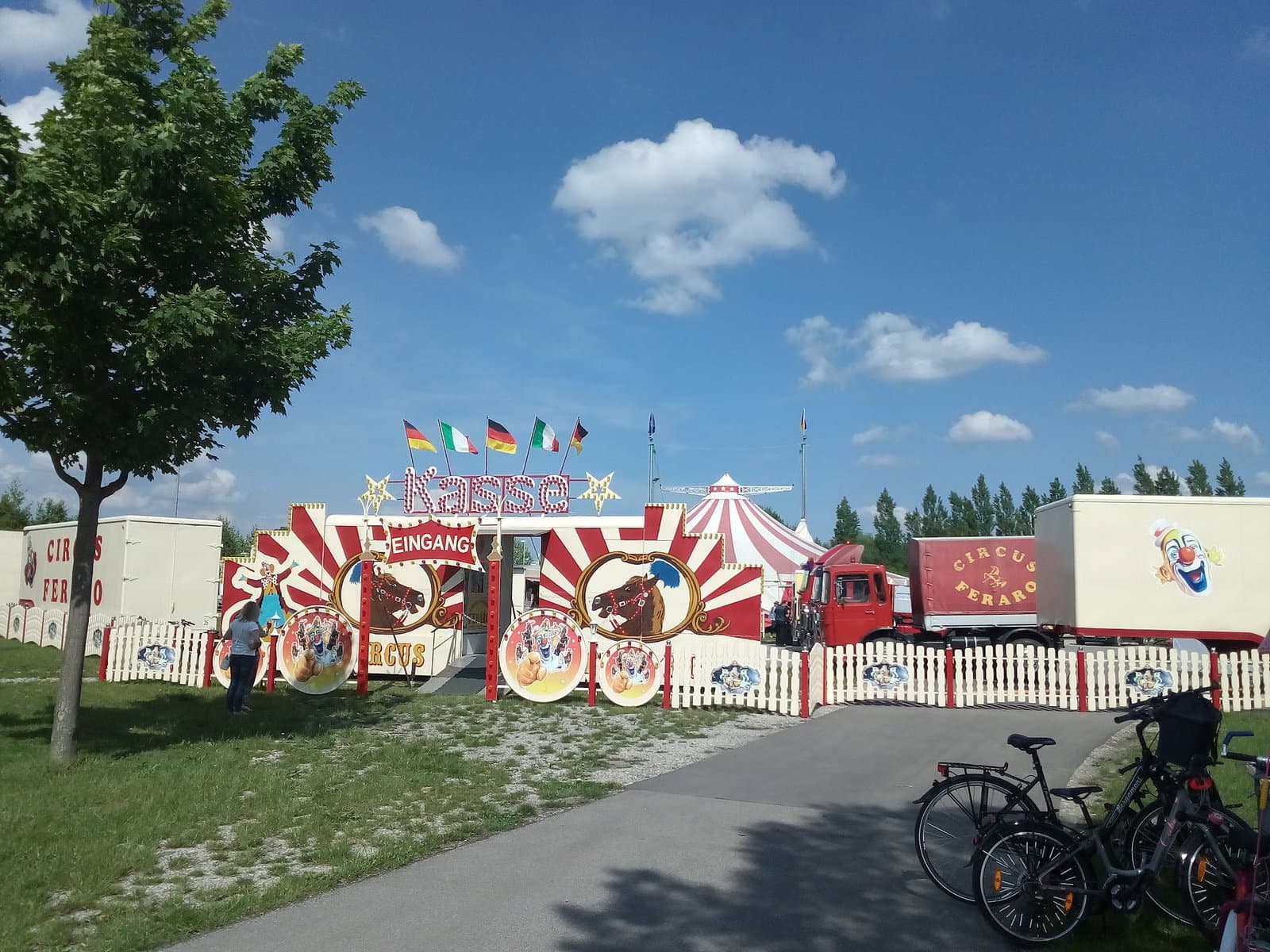 Volksfestplatz Hallbergmoos photo 5