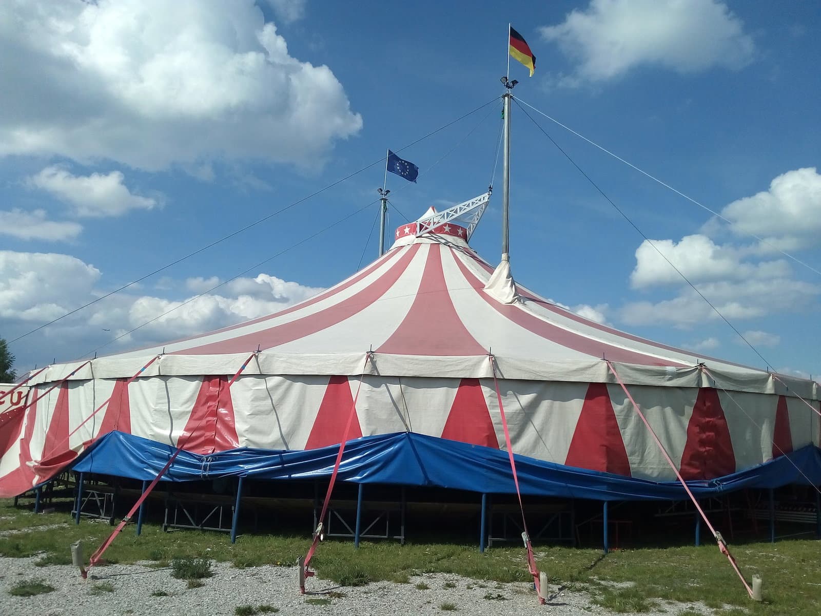 Volksfestplatz Hallbergmoos photo 4