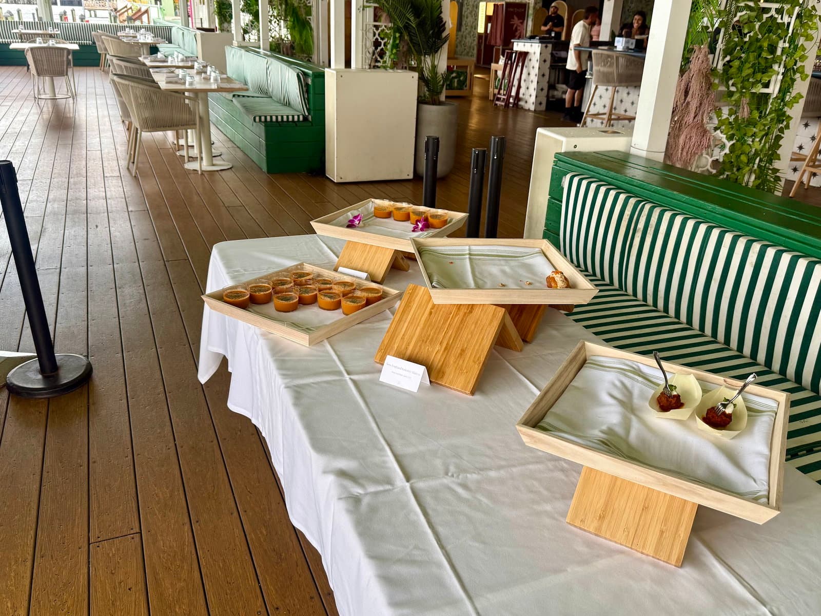 Palm Tree Club Miami Restaurant photo 3