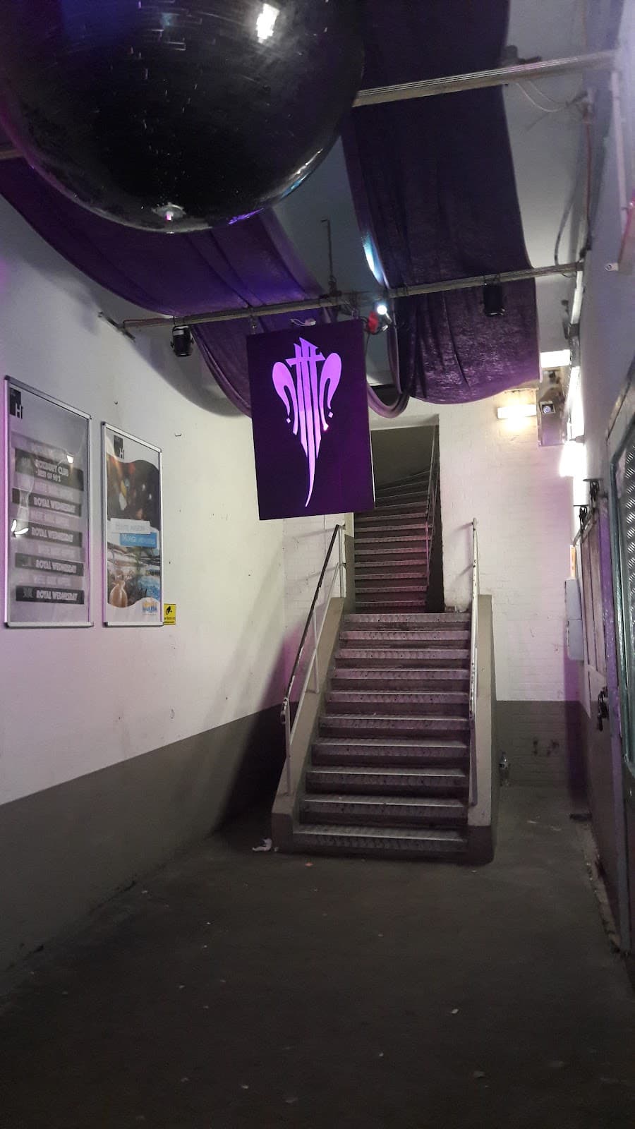 H1 Club & Lounge photo 3