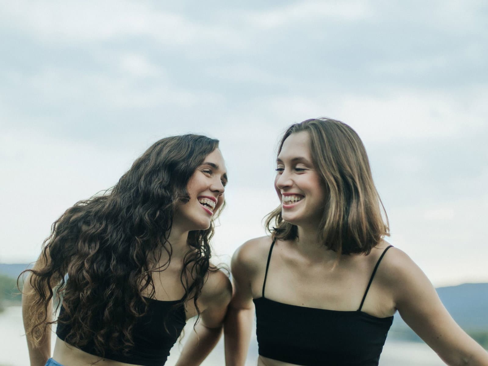 Carolina Alabau & Èlia Bastida feat. Marc López event cover